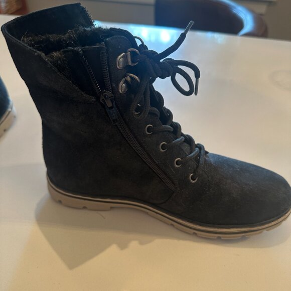 Cliffs By White Mountain Black Bootie, W Size 8, NWT! - Picture 2 of 7